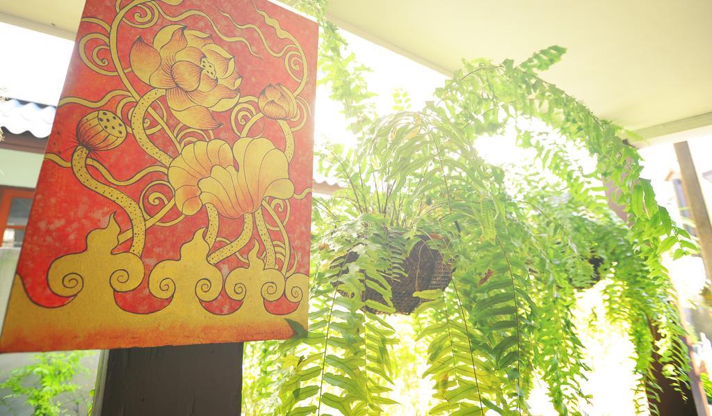 Manon Hostel Chiang Mai Exterior photo